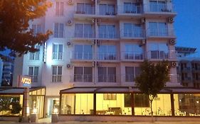 Mood Beach Hotel